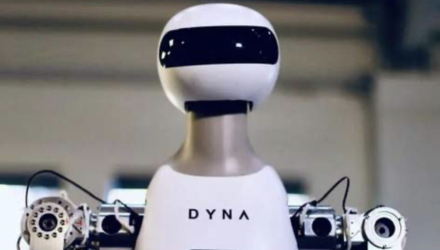 机器人“大脑”60年进化史：基础模型的五代进化与三大闭源流派