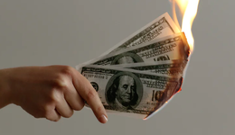 详解“千问们”的营销长跑：从流量之争到心智之战