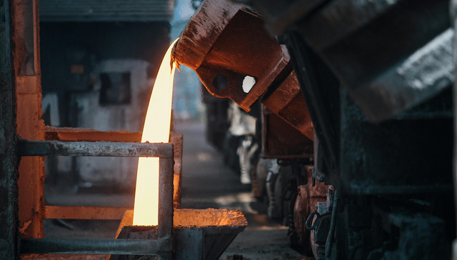 China; crude steel output; falls below 1 billion tonnes; controls tighten; demand weakens