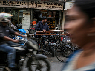 机器人不会替代人类，因为人类劳动力是那么的便宜 | 专访