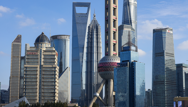 上海,经济,;上海;经济总量;全球第五;增速;全国水平;2025年;经济成绩单