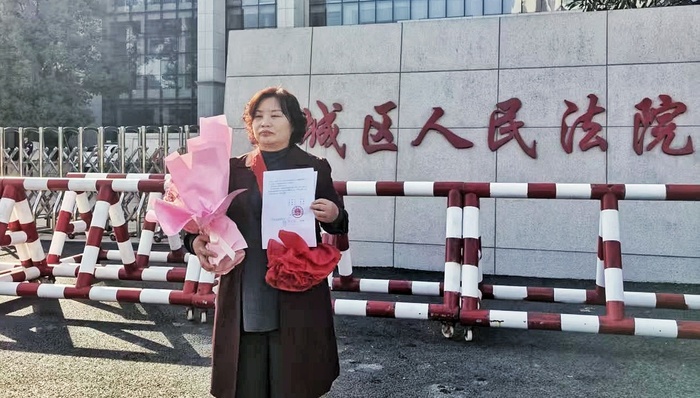 申诉获无罪;福建女商人林惠荣;国家赔偿;为丈夫申诉;从犯