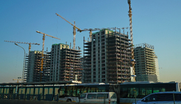 直通部委｜住建部：今年将着力稳定房地产市场 能源局：电动汽车充电设施突破2000万个