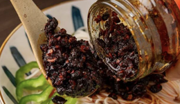 “断网”老干妈，狂揽54亿重回巅峰