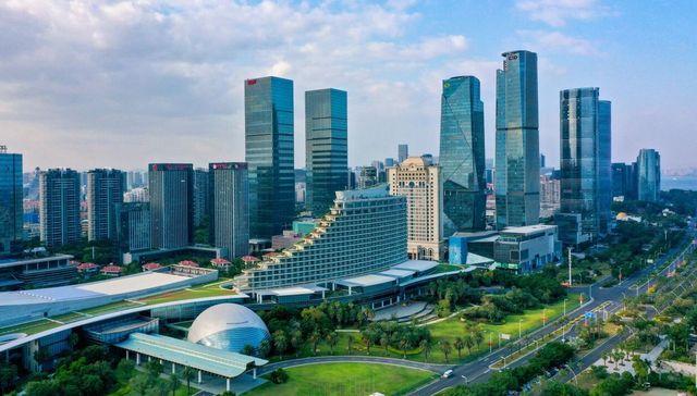 建发股份;首亏;100亿;投资红星美凯龙;血亏;联发业绩;拖后腿