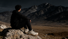 变身潮牌，萨洛蒙不想让自己再丑下去了