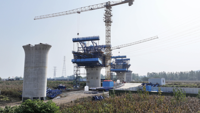 稳投资,;加力稳增长；地方两会；扩投资