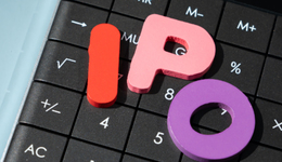 热巴、孙颖莎代言的半亩花田IPO，山东夫妇为何带着“同行”共享资本盛宴？