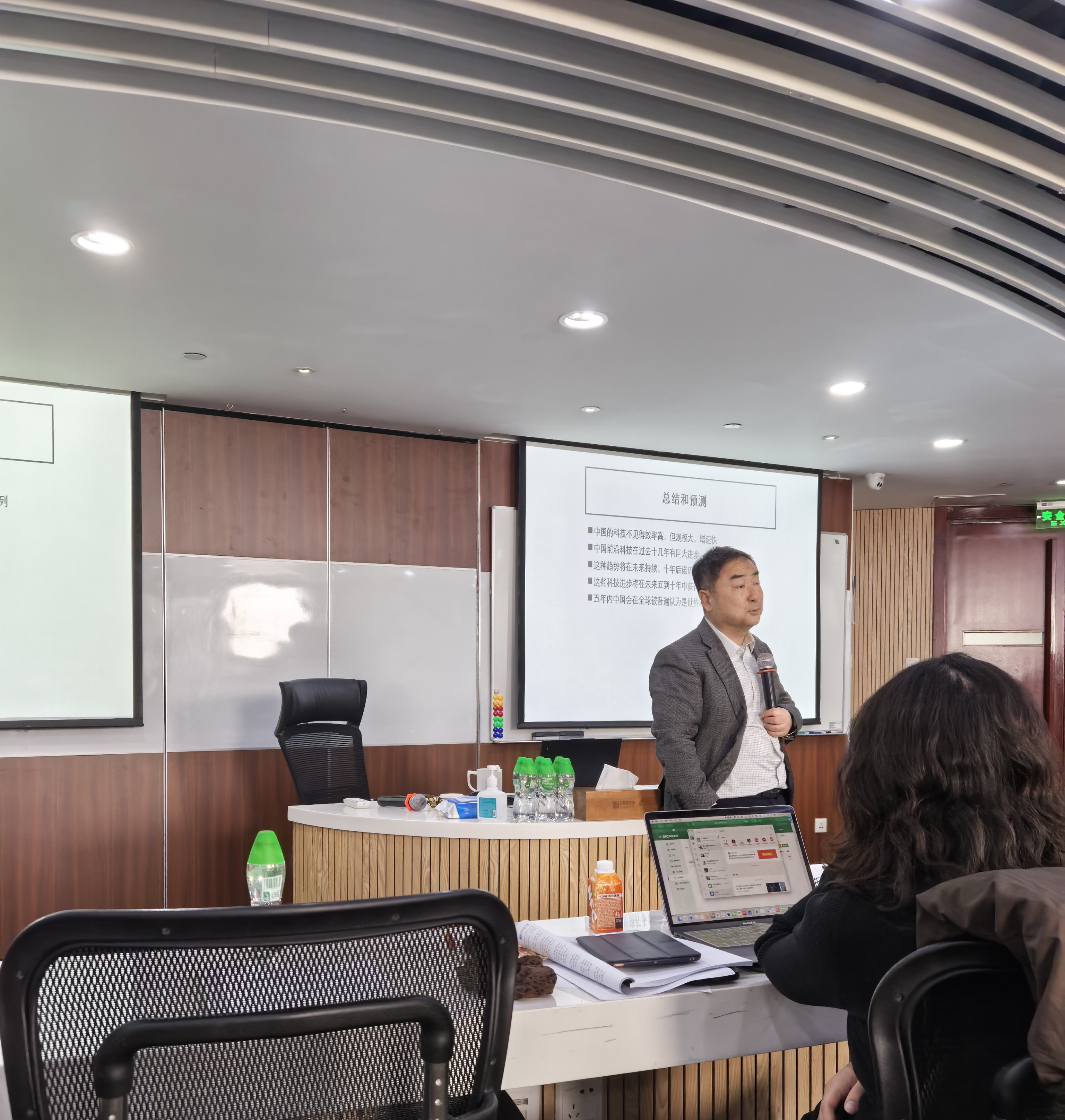 长江商学院刘劲：提振内需，更重要的是稳住房地产、提升生育率