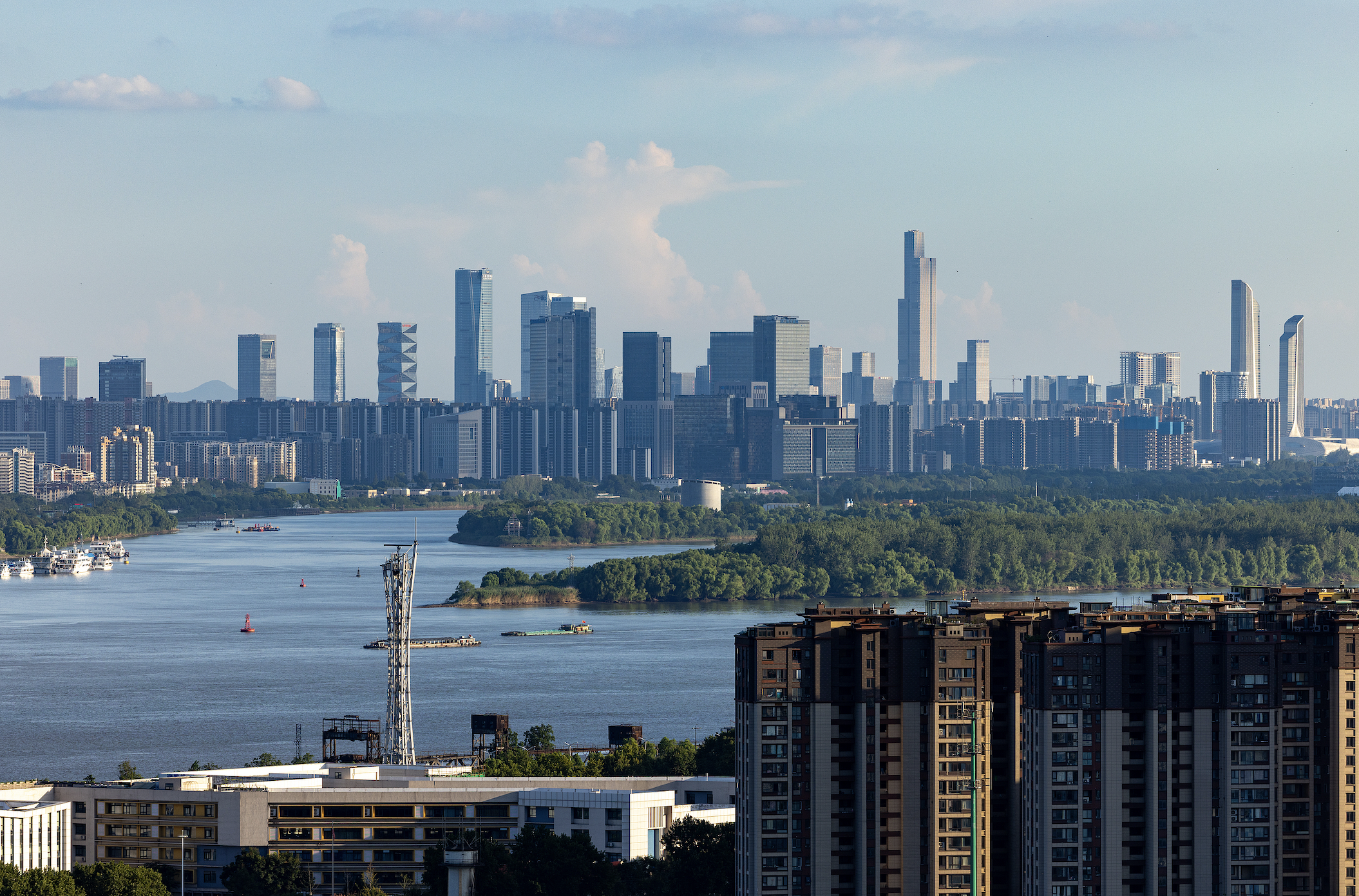 31省2025年经济成绩单出炉：18地GDP增速超全国，经济大省挑大梁作用凸显