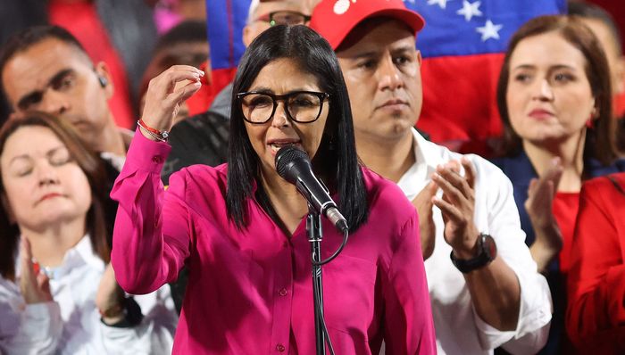 特朗普；委内瑞拉；石油国有化；削弱