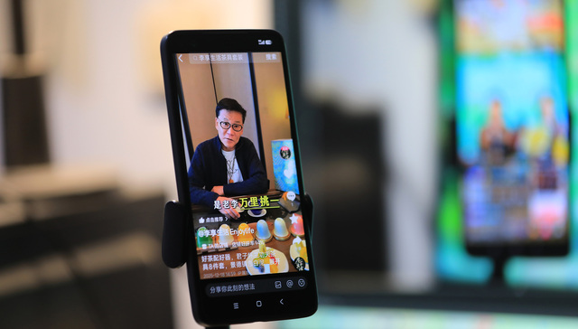 向嫣然医院捐款;李国庆;出资5000万;成立公益基金会