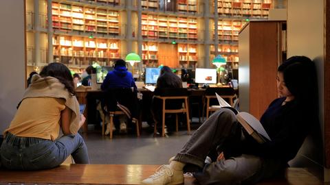 书与狗，是我在孤独的少女时代唯一的朋友｜一周新书推荐