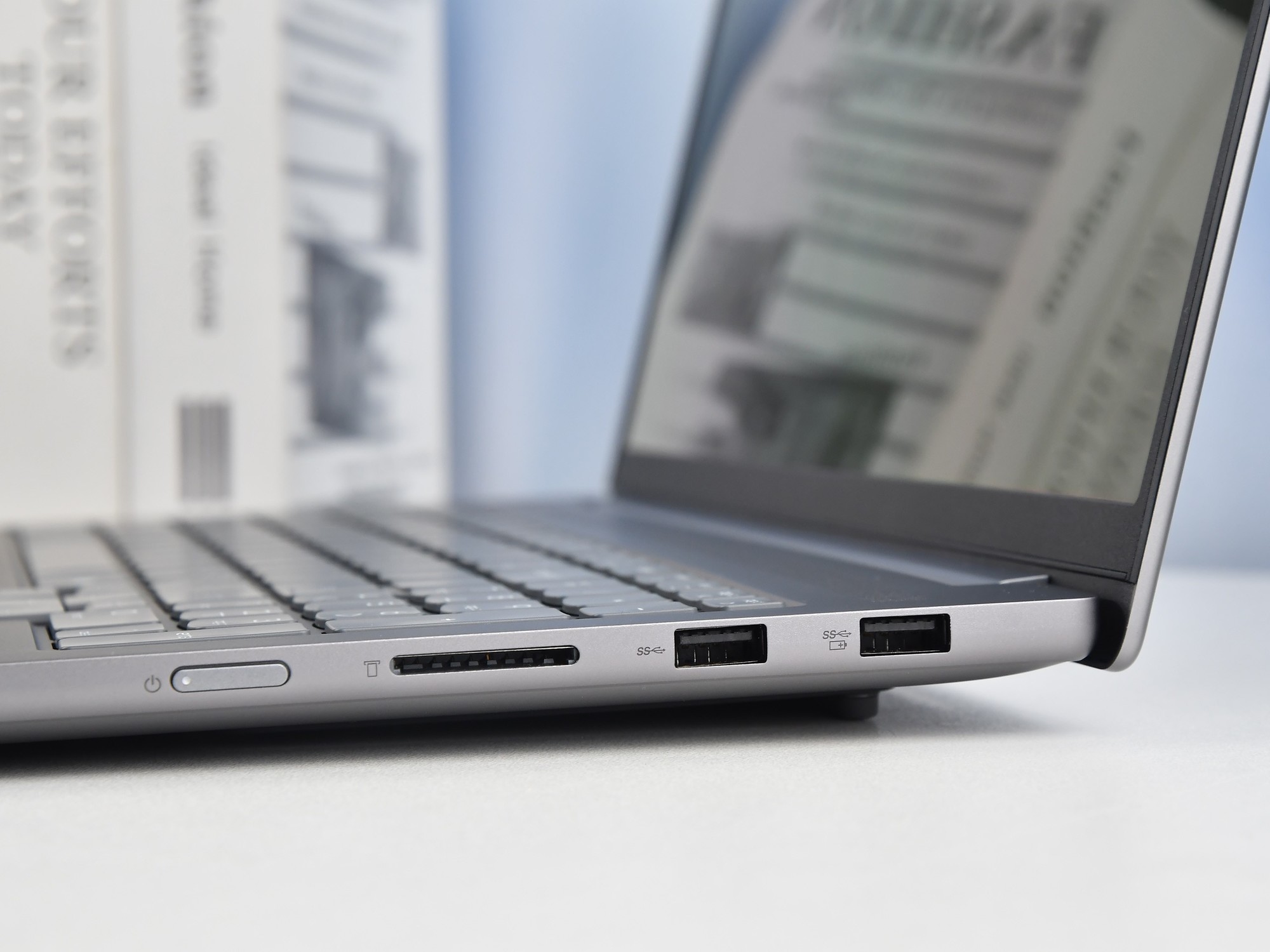 相当完美的新一代移动级处理器！英特尔酷睿Ultra X9 388H首测