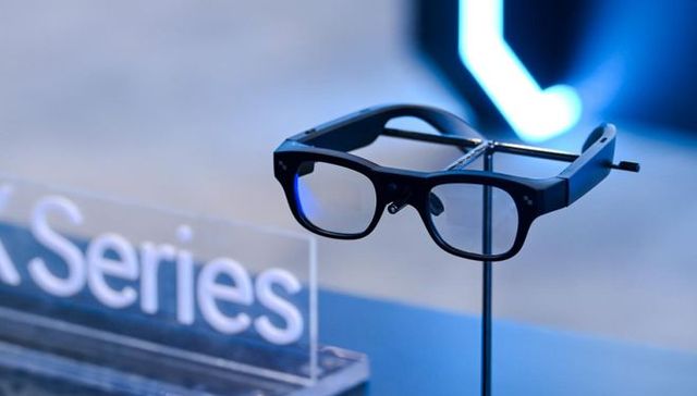 雷鸟创新背着10亿闯三关