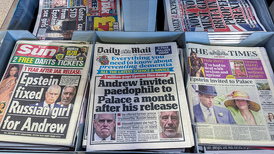 爱泼斯坦之死频频成美国党争工具，受害者持续遭受心理创伤