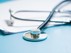 中央一号文件：巩固拓展农村居民医保参保成果，健全激励约束机制