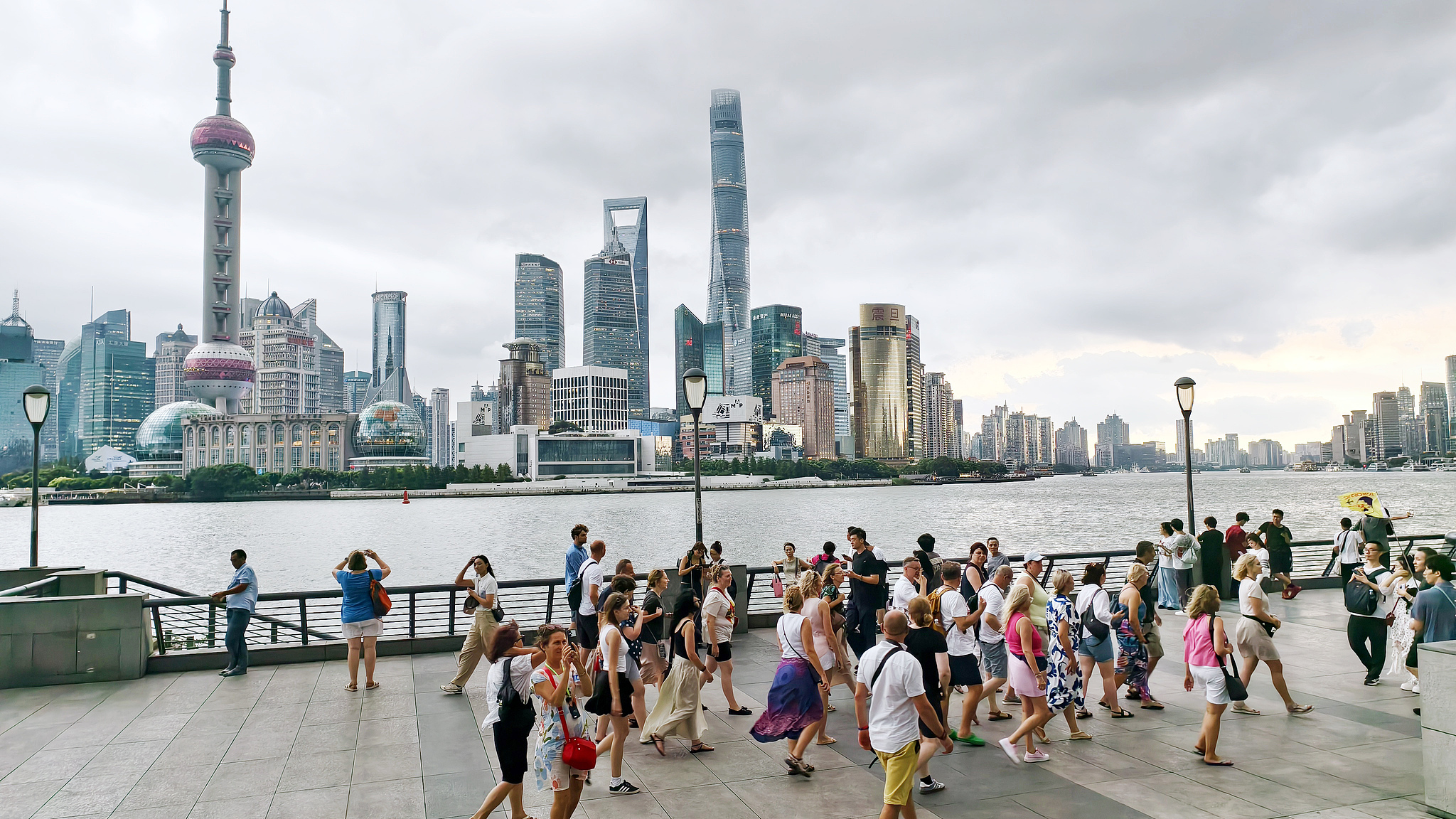 一江一河迎来新阶段，人大代表建议着眼文化建设｜上海两会