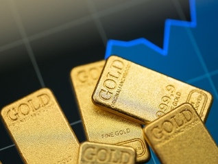 现货黄金重回5000美元上方，国内品牌金饰克价普遍上调