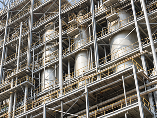 中国炼化产业向高端化持续提升，成全球市场压舱石