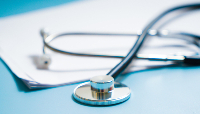 Foreign patients; Shanghai 'two sessions'; healthcare concerns