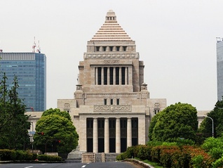 高市早苗继续执政成定局，或加剧日本政治生态右倾化趋势