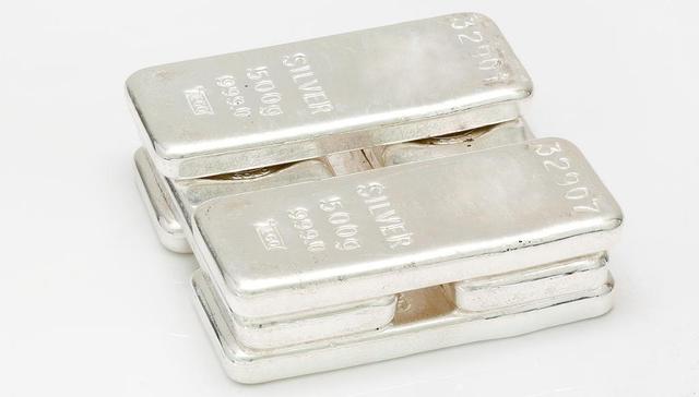 国投白银LOF;复牌;大涨;5跌停;万人投诉