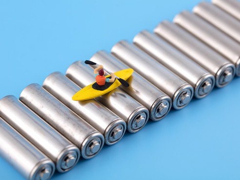 【出海頭條】告別退稅紅利，有鋰電企業(yè)把出口漲價(jià)訂單談下來(lái)了