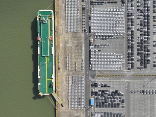 扩产能、建充电桩，广州新能源汽车出海提速