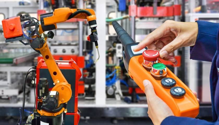 职业教育将动态调整专业设置，重点增设人工智能等领域新专业