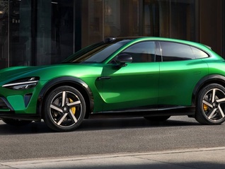 雷军公布1月小米YU7销量，登顶国内乘用车零售量排行榜