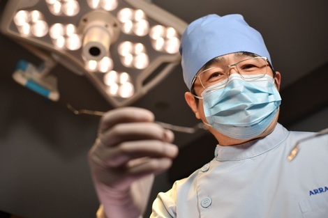 外国人“打飞的”来上海种牙，还“医游结合”逛了外滩