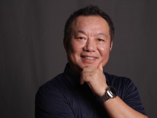 對(duì)話呷哺呷哺集團(tuán)董事長(zhǎng)賀光啟：降價(jià)救不了餐飲，價(jià)格戰(zhàn)沒(méi)有未來(lái)