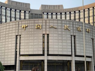 货币政策靠前发力，M2和社融保持较高增速