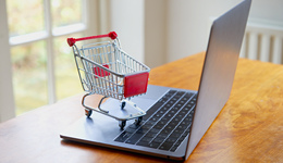 “世界工廠”的跨境電商創(chuàng)業(yè)者：運(yùn)用AI技術(shù)，預(yù)期保持增長 | 在春天許一個(gè)愿望