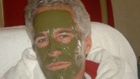 目击法医：爱泼斯坦更可能是被勒死的