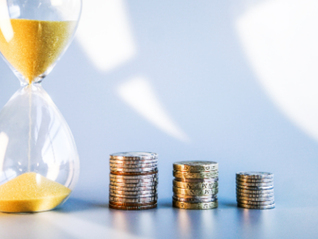 【财富周刊】金价重返5000美元，多家农商行逆势加息