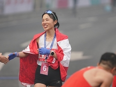 “最快女护士”张水华签约特步，这是其离职后第二个品牌代言