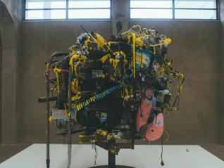 科技成為審美客體，春晚力圖守住全民儀式感