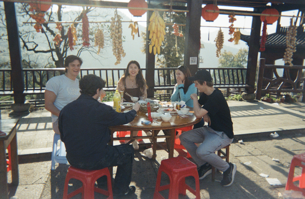 从“听说春节”到“来上海”：一个美国学生想更理解中国 | 过年来上海