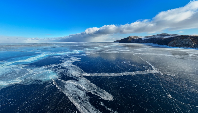 新华社:携程任我游卡回收-7名中国游客在贝加尔湖溺亡：车辆仅两三分钟就沉入湖中