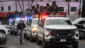 墨西哥大毒枭被击毙引发疯狂报复，中国使馆紧急提醒