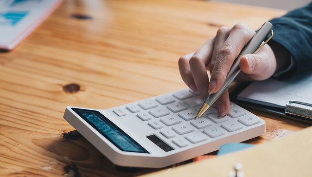 国投白银LOF；复牌大涨；国投资本；补偿方案；净利影响