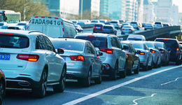 直通部委｜春節(jié)假期超28億人次跨區(qū)域出行 20家日本實體被列入出口管制管控名單