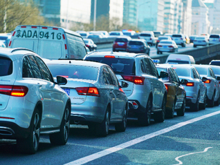 直通部委｜春節(jié)假期超28億人次跨區(qū)域出行 20家日本實體被列入出口管制管控名單