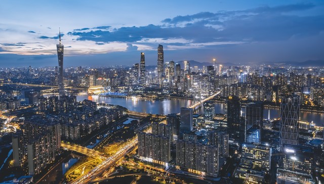 越秀;236亿;广州马场地块;楼面单价;新天花板