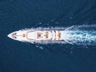 劉強東稱已接到5條大型游艇訂單，每艘平均賣6000萬歐元?