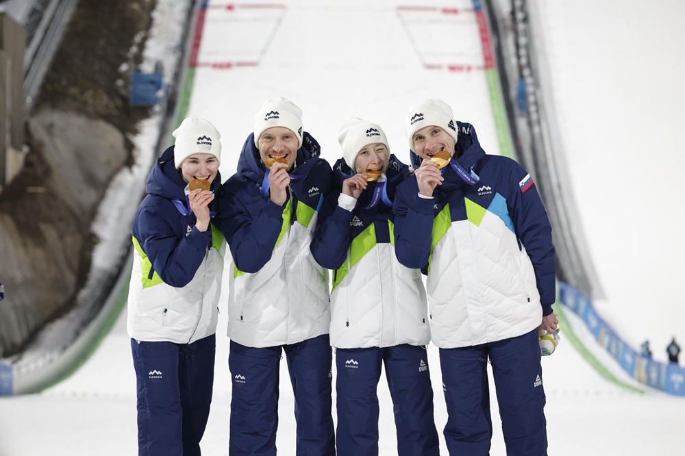 1771934732556466.jpg 微信图片_20260211043502_687_393.jpg