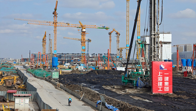 多数省份预计今年财政收入增长2-4%，“投资于人”是支出重点