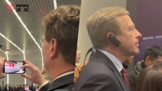 奔馳寶馬高管圍觀宇樹機器人整活